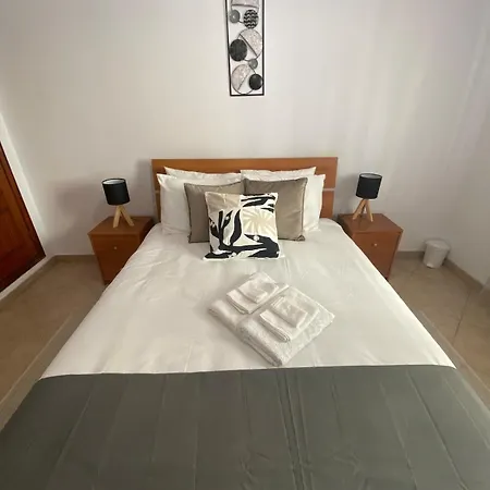 Cozy 1 Bed Flat 아파트 몬뜨고르두