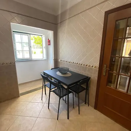 Cozy 1 Bed Flat
